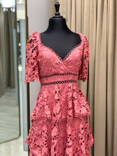 Cargar imagen en el visor de la galería, Vestido Coral

