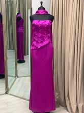 Cargar imagen en el visor de la galería, Vestido Magenta
