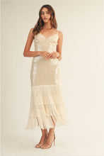 Cargar imagen en el visor de la galería, Vestido Champagne
