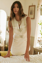 Cargar imagen en el visor de la galería, Vestido Ivory

