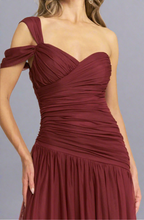 Cargar imagen en el visor de la galería, Vestido Burgundy
