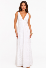 Cargar imagen en el visor de la galería, Vestido Blanco
