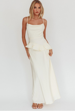 Cargar imagen en el visor de la galería, Vestido Cream
