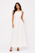 Cargar imagen en el visor de la galería, Vestido Blanco
