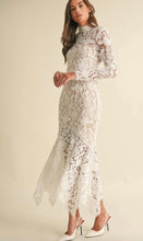 Cargar imagen en el visor de la galería, Vestido Blanco
