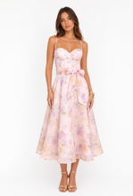 Cargar imagen en el visor de la galería, Vestido Floral
