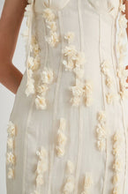 Cargar imagen en el visor de la galería, Vestido Cream
