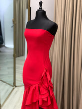 Cargar imagen en el visor de la galería, Vestido Rojo
