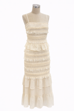 Cargar imagen en el visor de la galería, Vestido Cream
