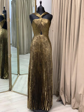 Cargar imagen en el visor de la galería, Vestido Dorado
