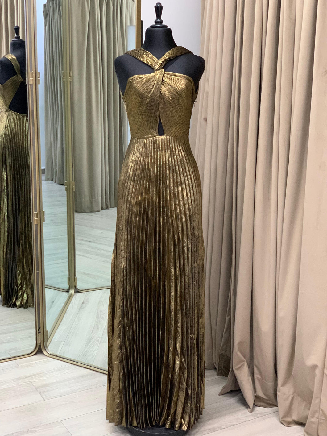 Vestido Dorado