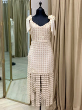 Cargar imagen en el visor de la galería, Vestido Champagne

