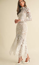 Cargar imagen en el visor de la galería, Vestido Blanco
