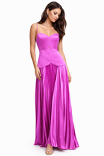Cargar imagen en el visor de la galería, Vestido Magenta
