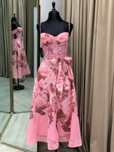 Cargar imagen en el visor de la galería, Vestido Floral
